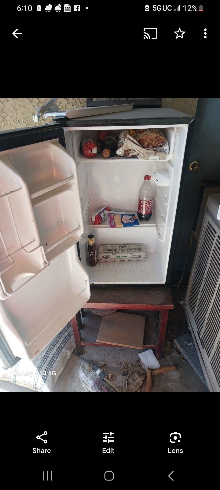 Like New Magic Chef Compact Refrigerator / Freezer