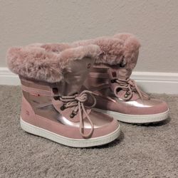 Swiss Tech Winter Boots Size 5
