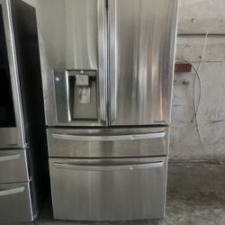 Lg 4 Door Refrigerator / Refrigerador 