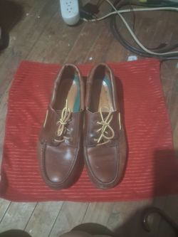 Brown Leather Cabelas Mens shoes size 11