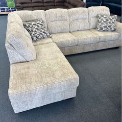  NEW Arrivals 👍 All CORDUROY Sectionals Available For Pickups Or Delivery 🚚 