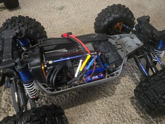 Traxxas Rustler 4x4  VXL