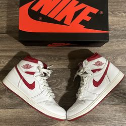 Jordan 1 Metallic Red