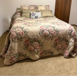 Queen Mattress and Box Spring
