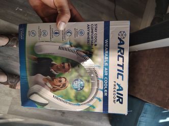 Brand New Arctic Air Freedom Wearable Personal Neck Cooler