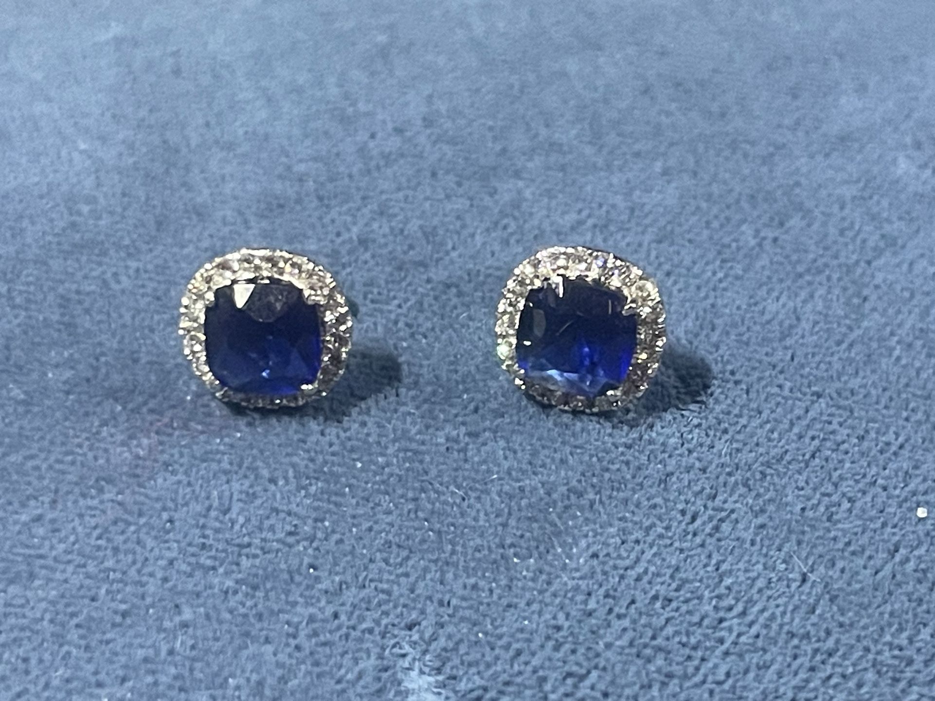 Silver Sapphire Earrings 