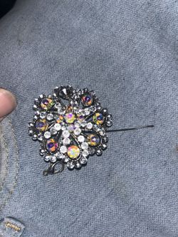 Vintage Broach 