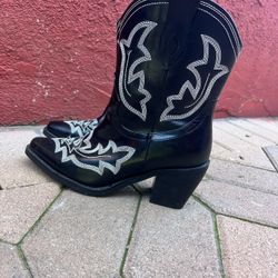 Women Boots