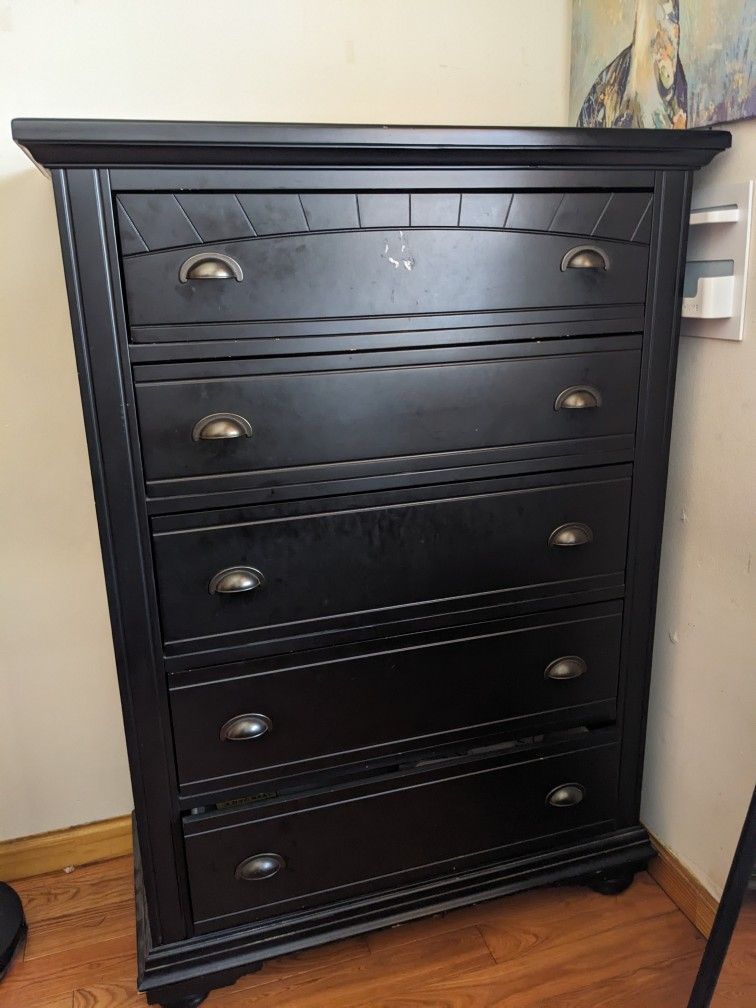 Black Cabinet β $35 (Used)
White Cabinet (Same Style) β $35 (Used)