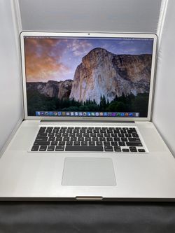 Apple Macbokk pro 17”