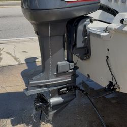 2000 Yamaha 115 2 Stroke 4 Cylinder Outboard 