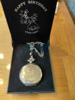 Disney GOOFY 65th Birthday Pocket Watch Limited Edition New