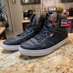 Men's Levi's Shoes