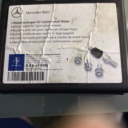 Mercedes-Benz Wheel Lock For Alloy Wheels
