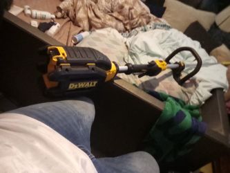 DeWalt 40v XR Brushless Weedeater