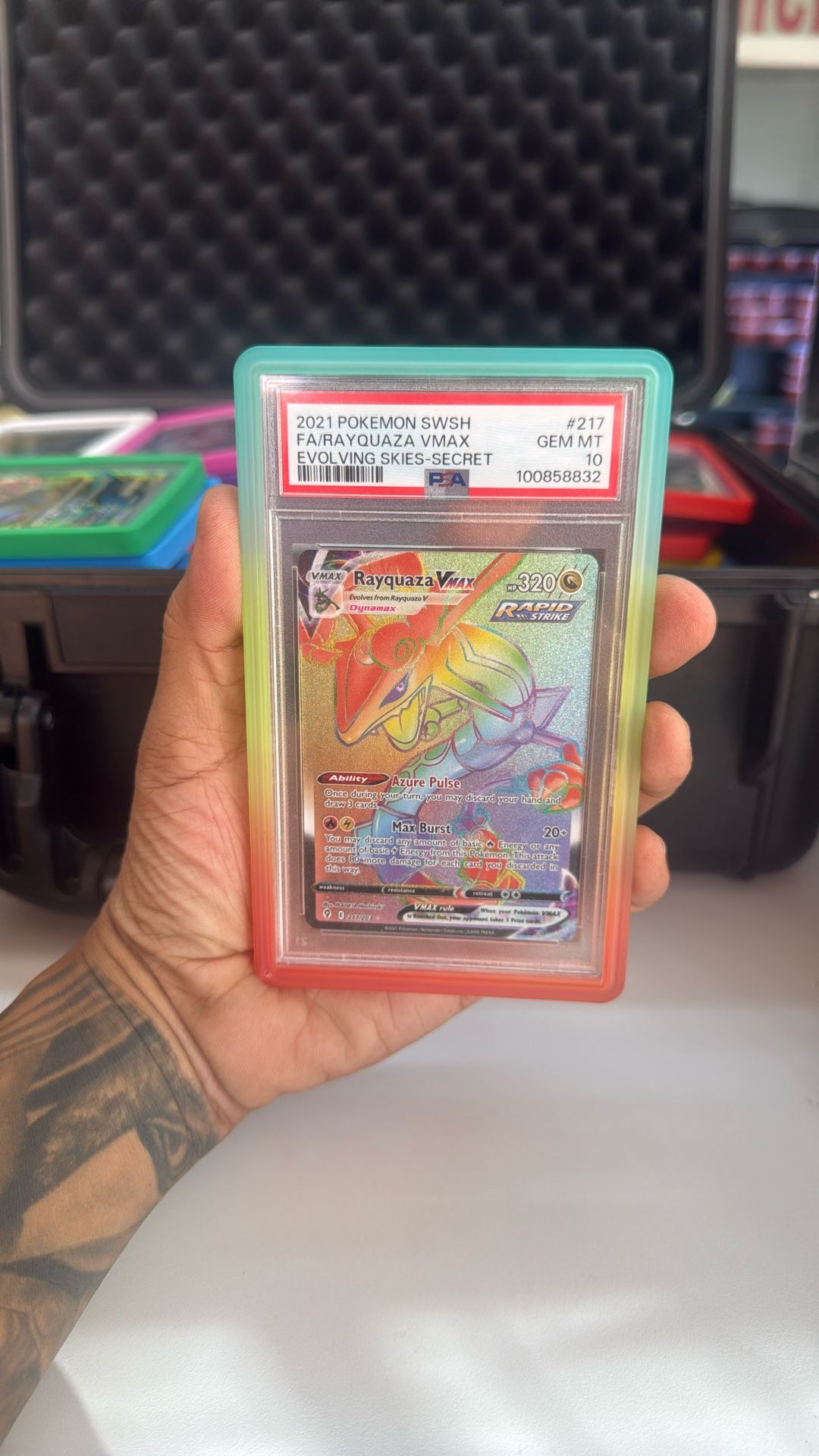 Rayquaza Vmax