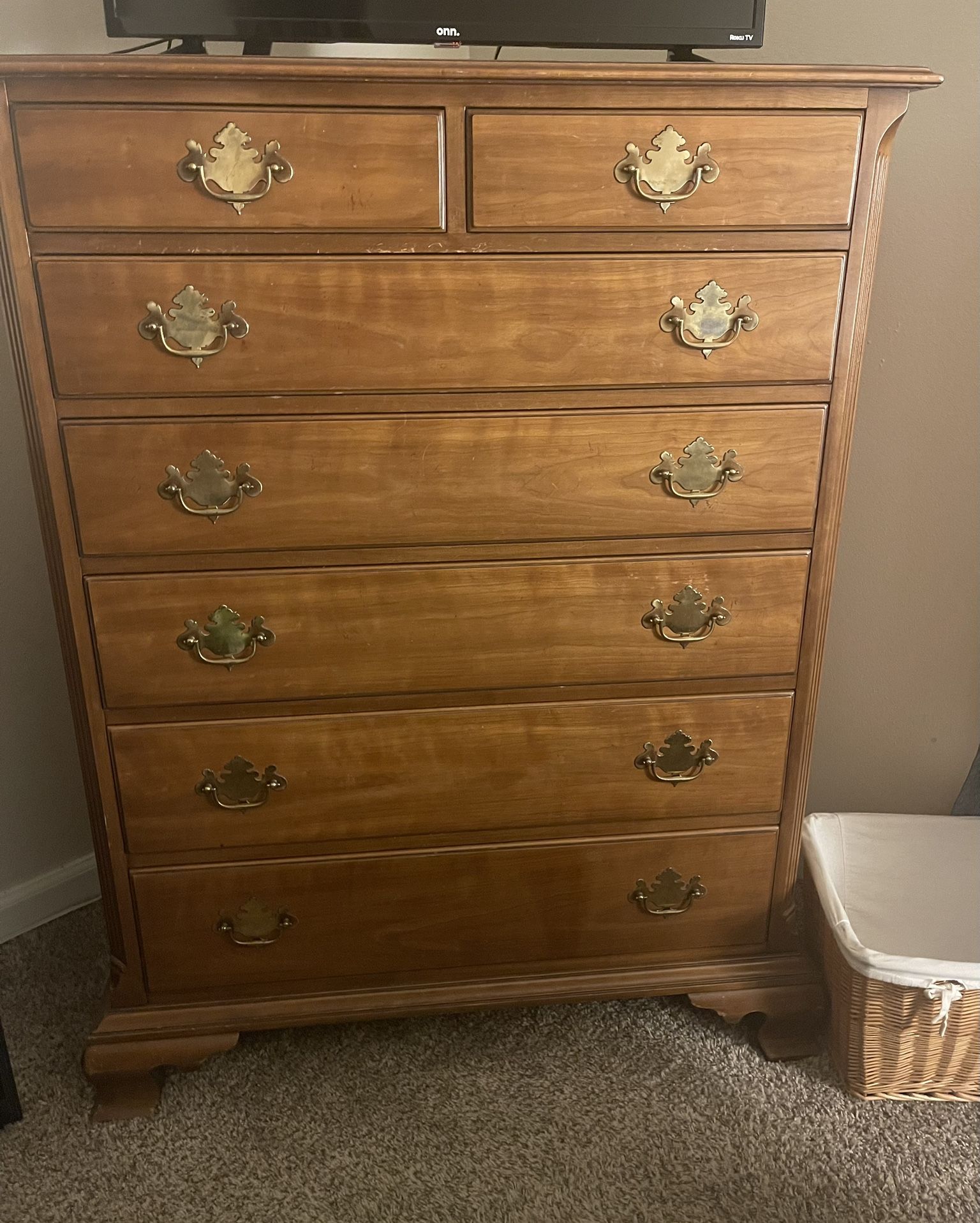 7 Drawer Dresser Quality Construction!