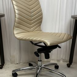 Rolling Chair Semi New Office Chair