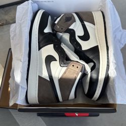 Jordan 1 Mocha