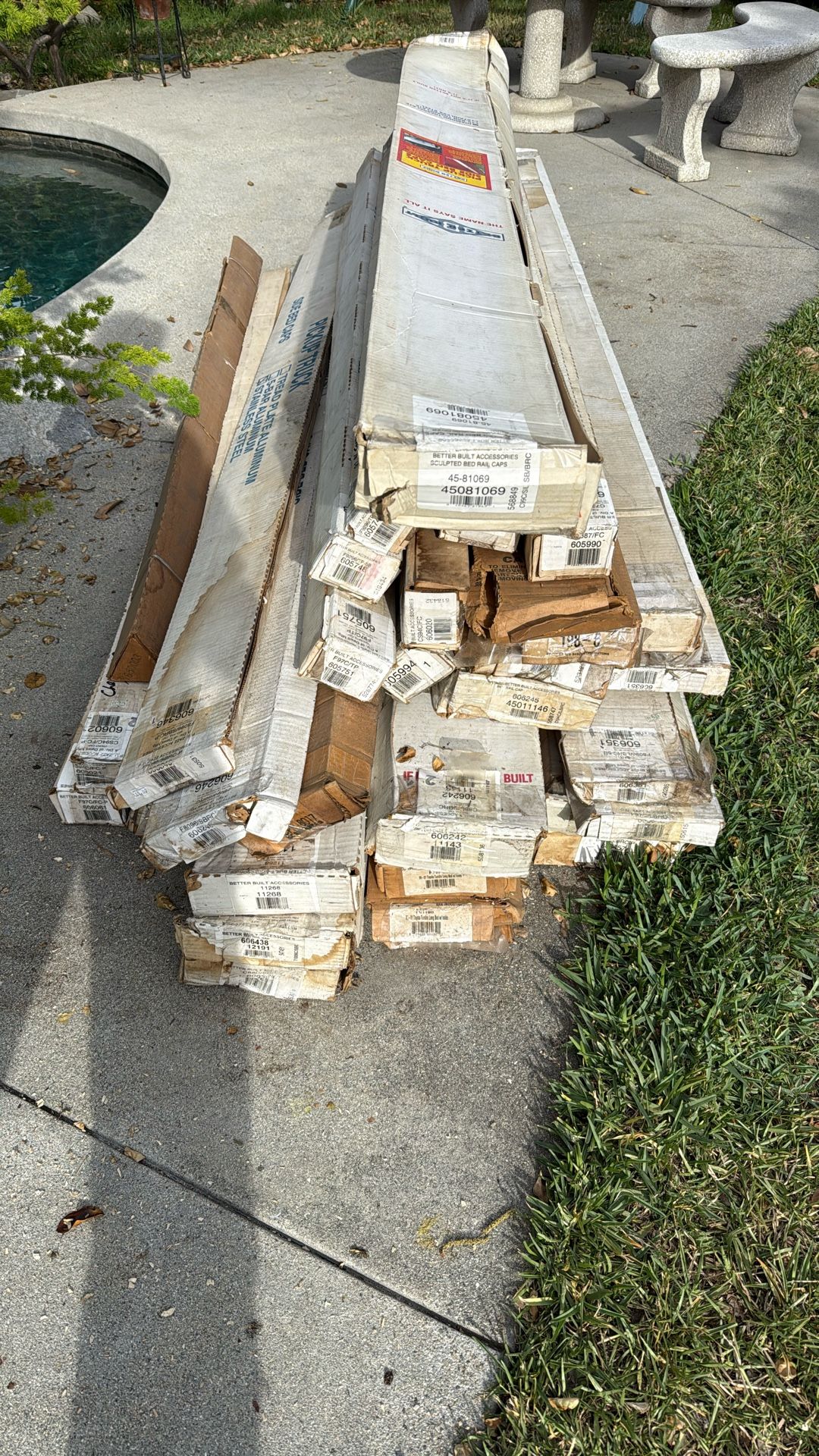 Tailgate Caps And Sides Stainless And Aluminum Diamond Shape