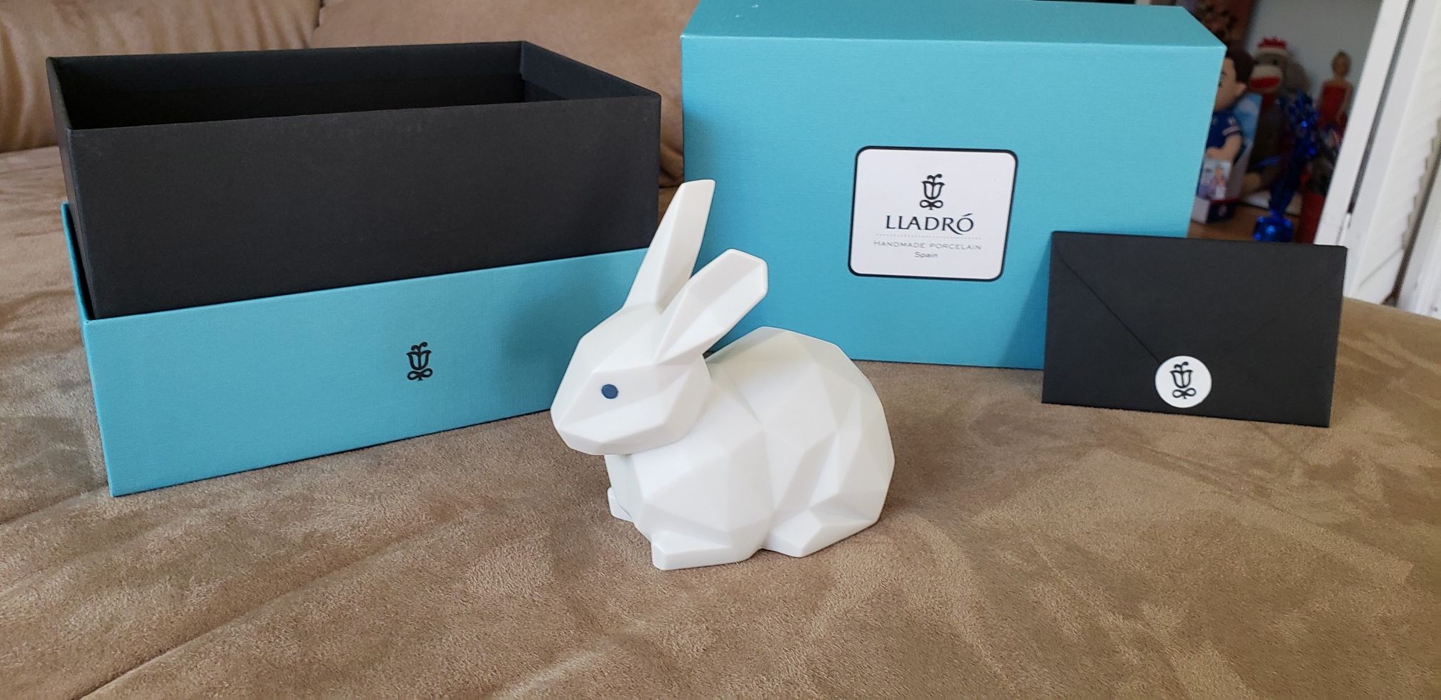 LLadro' Figurine