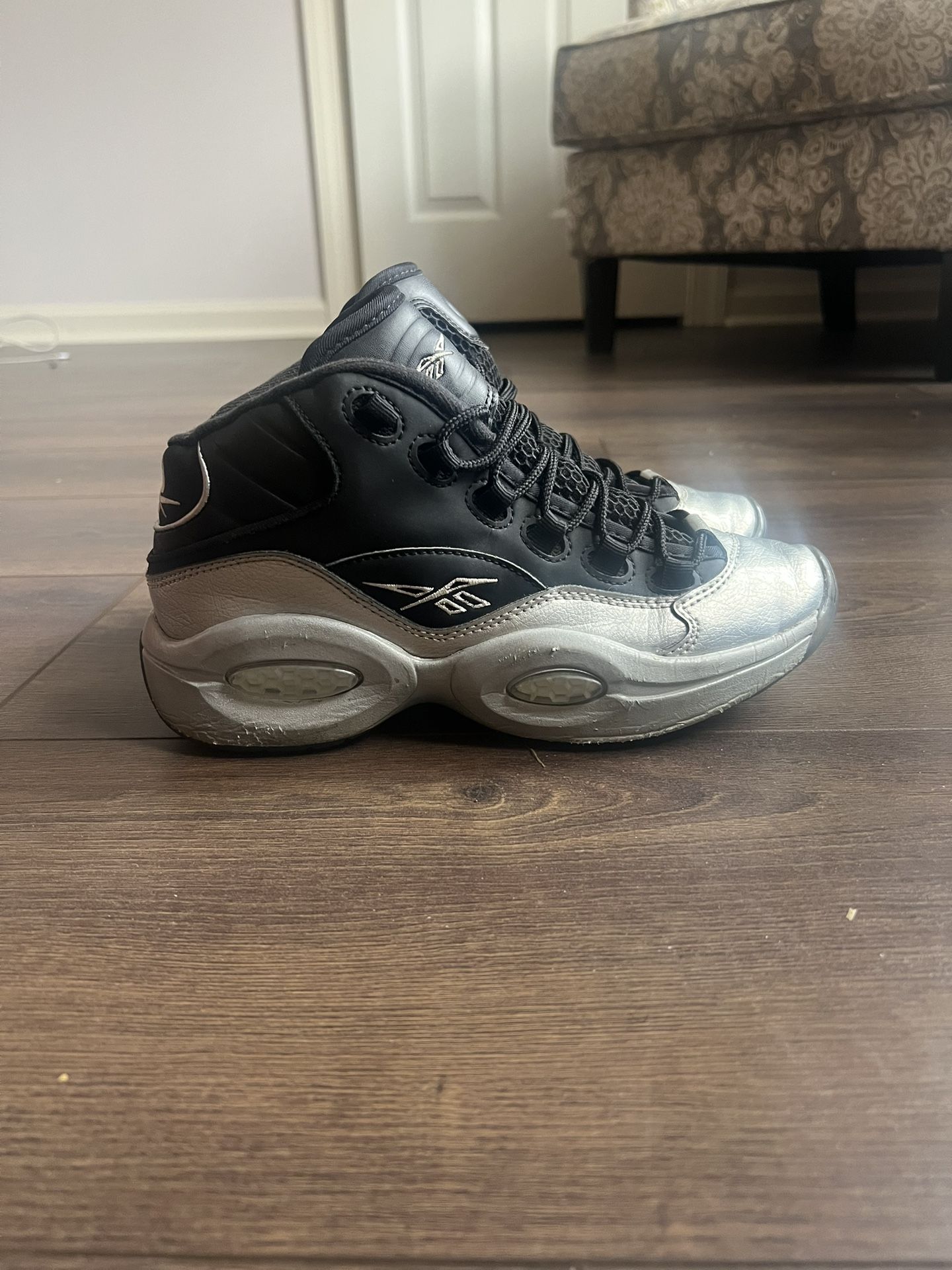 Reebok Question Mid 'I3 Motorsports'/Iversons.