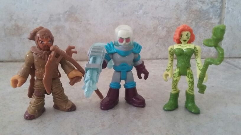Imaginext DC Super Friends Mr Freeze Poison Ivy Scarecrow Figures
