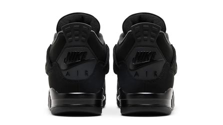 Jordan 4 ‘Black Cat’ 2025