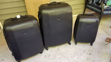 Titan suitcases (pair)