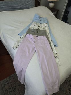 Women's pant size 10/30