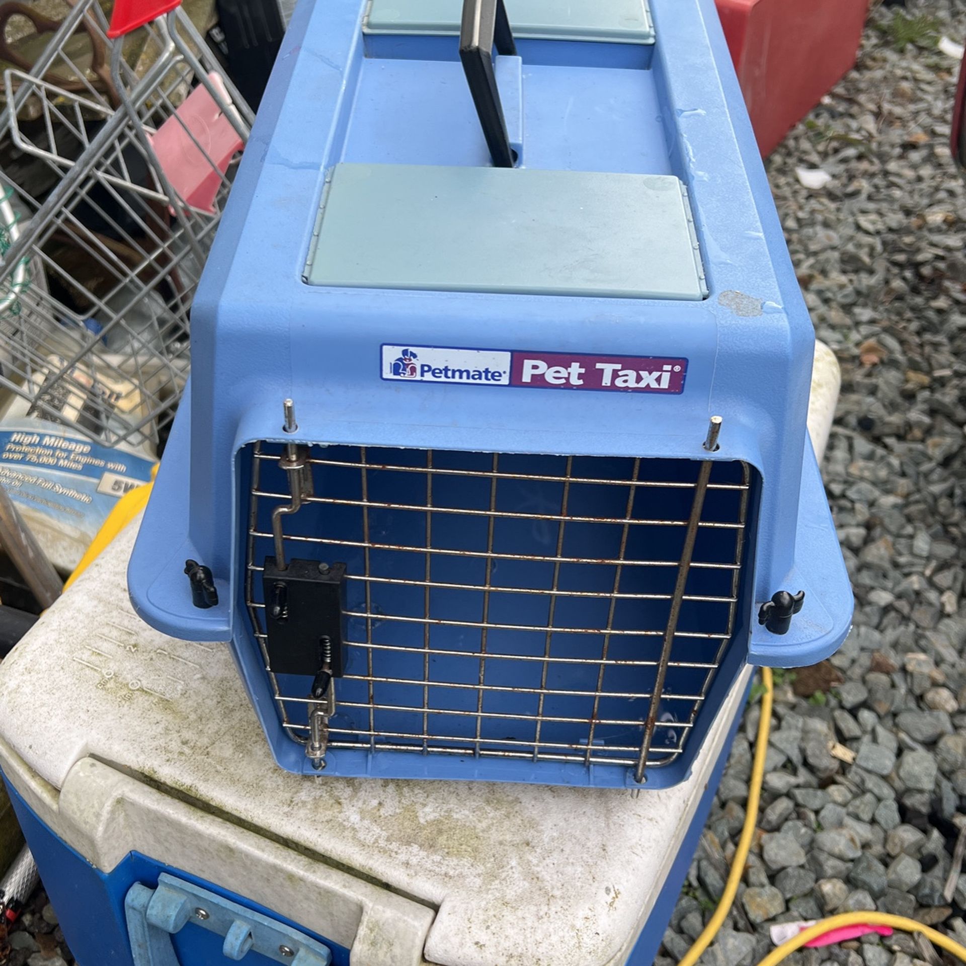 Pets Traveling Cage Blue Color Small Pet Like Cat Or Chihuahuas