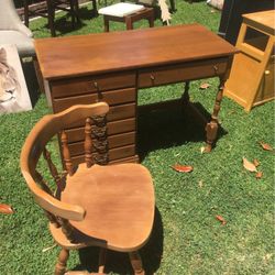 Vintag Desk- MUST GO 