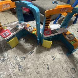 Kids play kitchen taco truck used