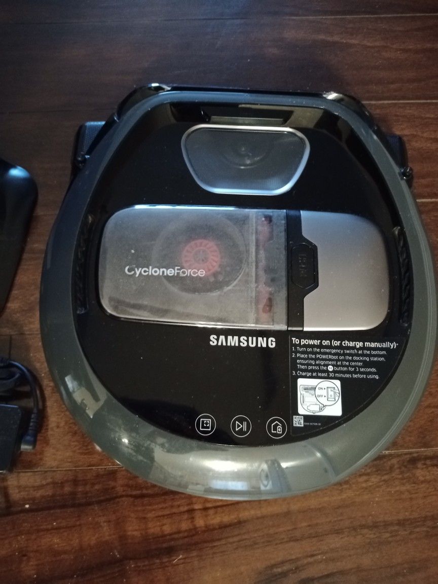 Samsung CycloneForce SR1AM7040WG ROBOT VACUUM