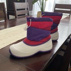Girls Snow Boots Size 5