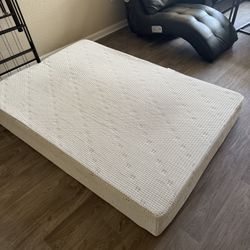 (Sleepy) Full Size Mattress 