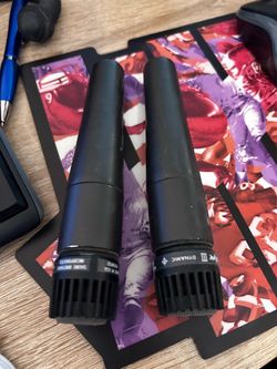Shure SM57 dynamic microphones