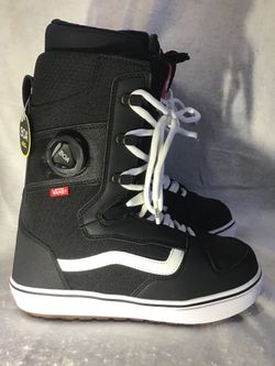 Vans Size 7.5M/9W & 7M/8.5W Snowboard Boots (Invado)