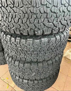 315/70/17 bfgoodrich Selling a set of 4 tires in excellent condition 🫡