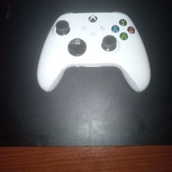Xbox One X In Good Condition Just Need It Gone Asking For 220 Or 210