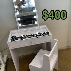 Impressions Mini Vanity With Mirror And Chair Brand New