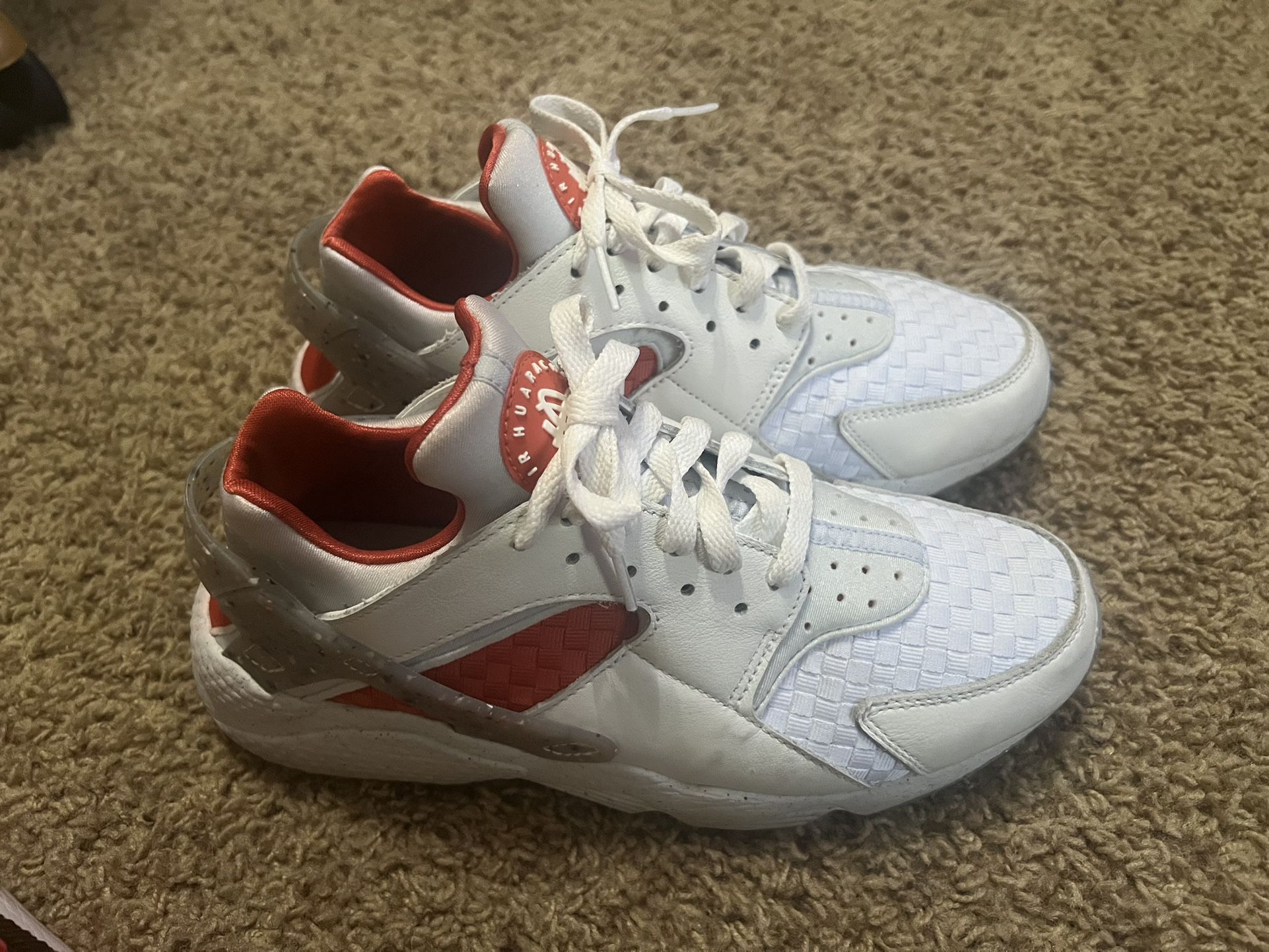 Nike Air Huarache Crater Premium’ White and Orange. 