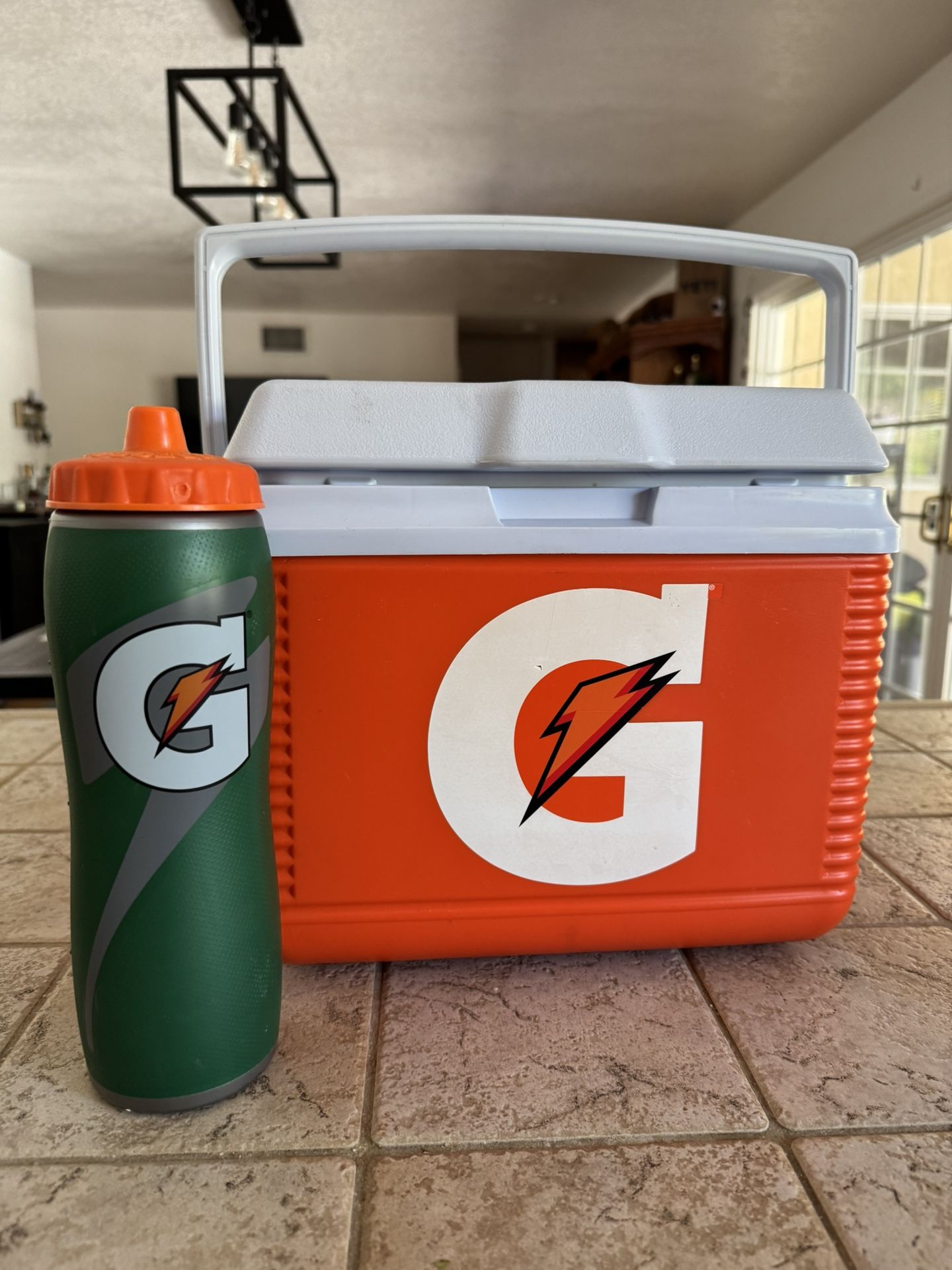 Gatorade Water bottle & Cooler