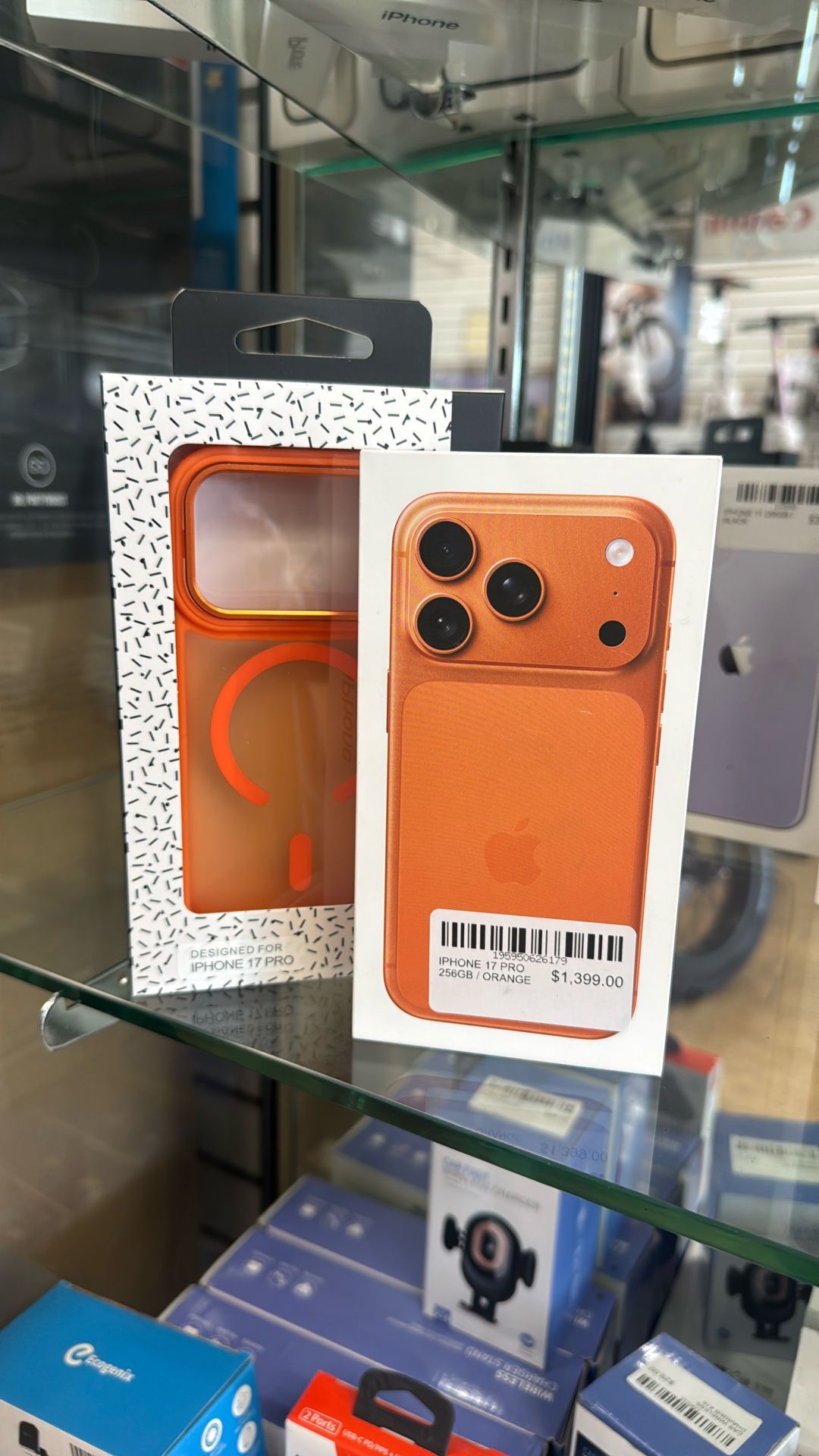 iPhone 17 Pro 256gb / Unlocked/ Warranty/ Payment Available 