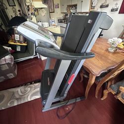 Treadmill 