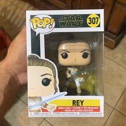 Rey Pop Figure