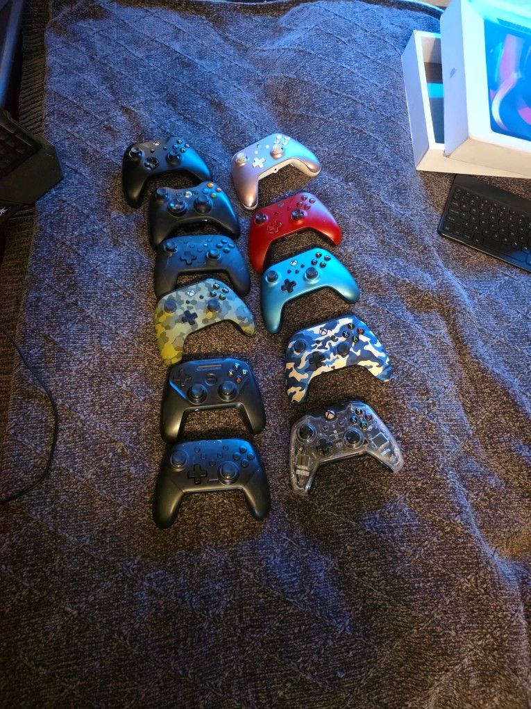 Xbox 1 Controllers