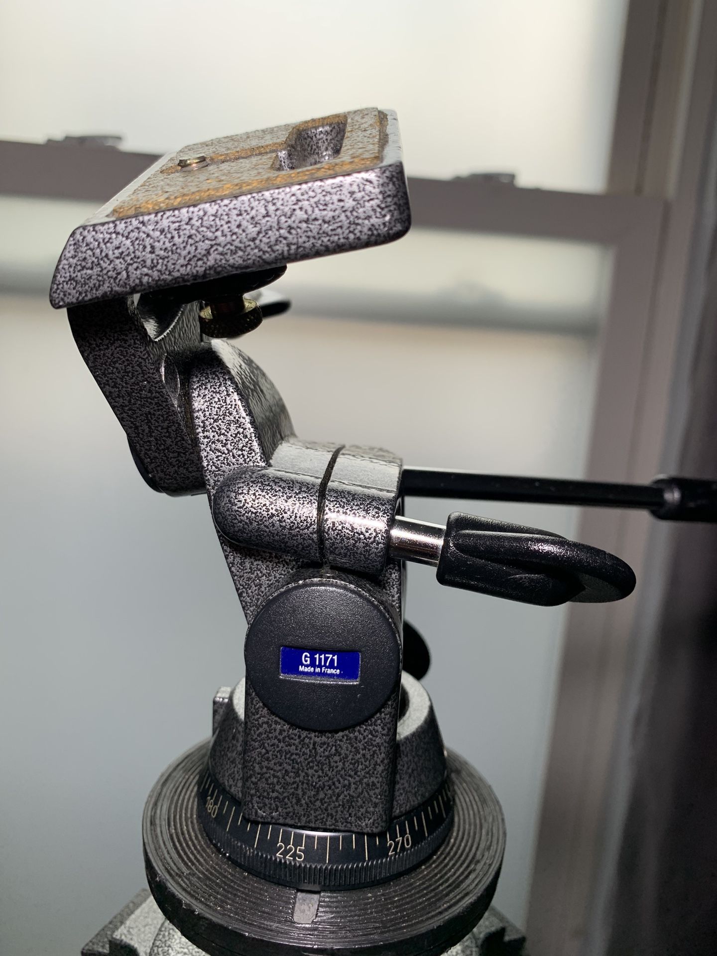 GITZO RATIONAL G1171 3-WAY PAN TILT TRIPOD HEAD