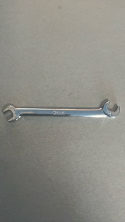 Snap On 3/8 wrench. VS 12