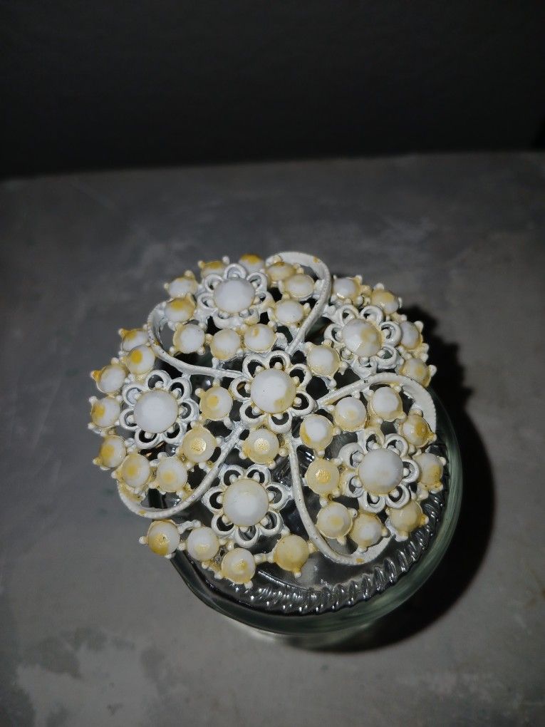 Vintage Floral White Wash Dome Brooch